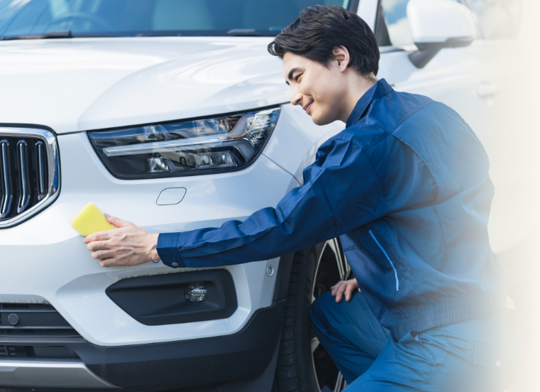 自動車の清掃の風景